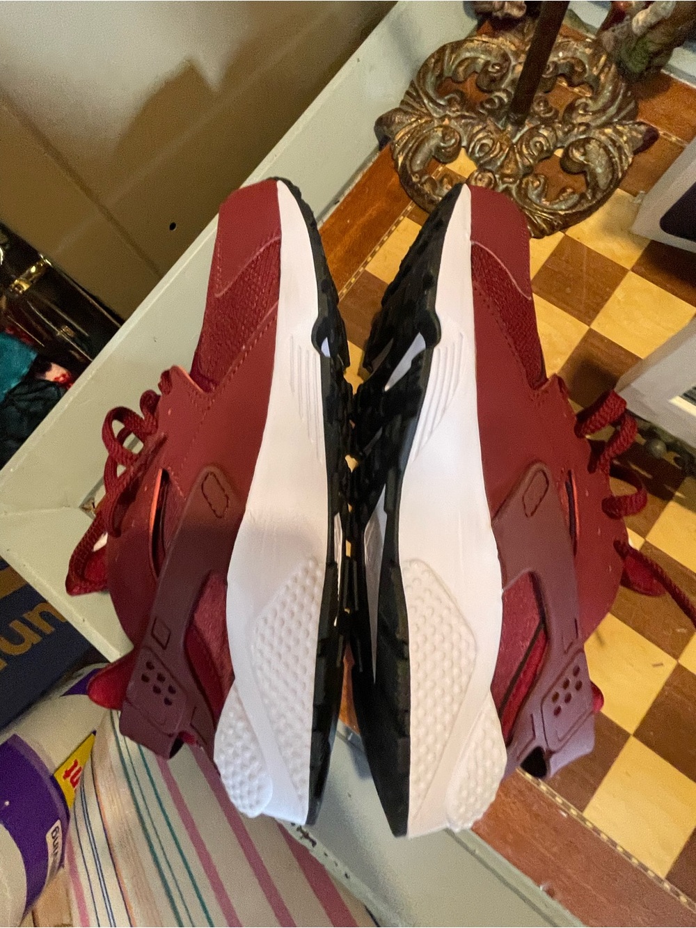 2022
Nike Air Huarache 'Dark Beetroot - Picture 8 of 9